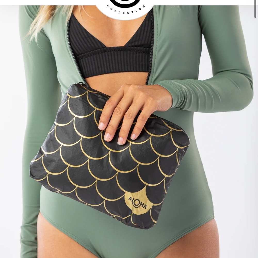 Aloha Collection small pouch black w gold mermaid NWT